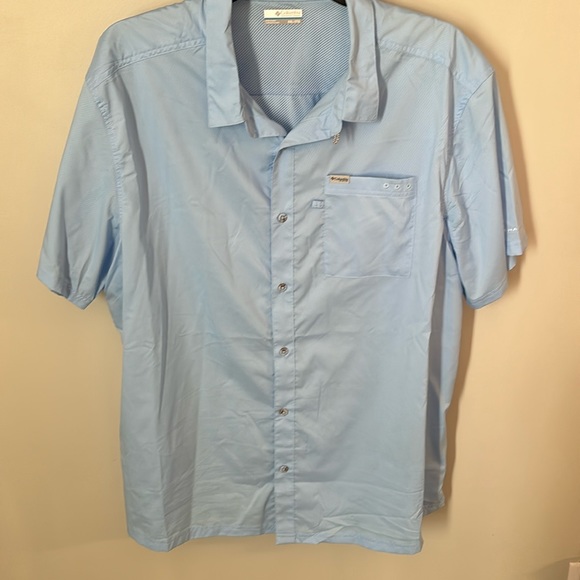 *Worn Once* Columbia PFG shirt - Picture 1 of 4